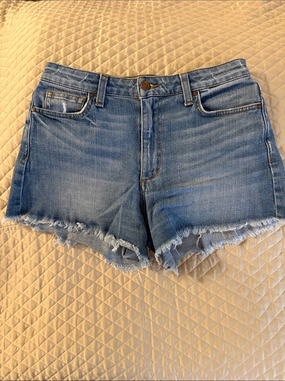 Joe’s denim shorts – size 27